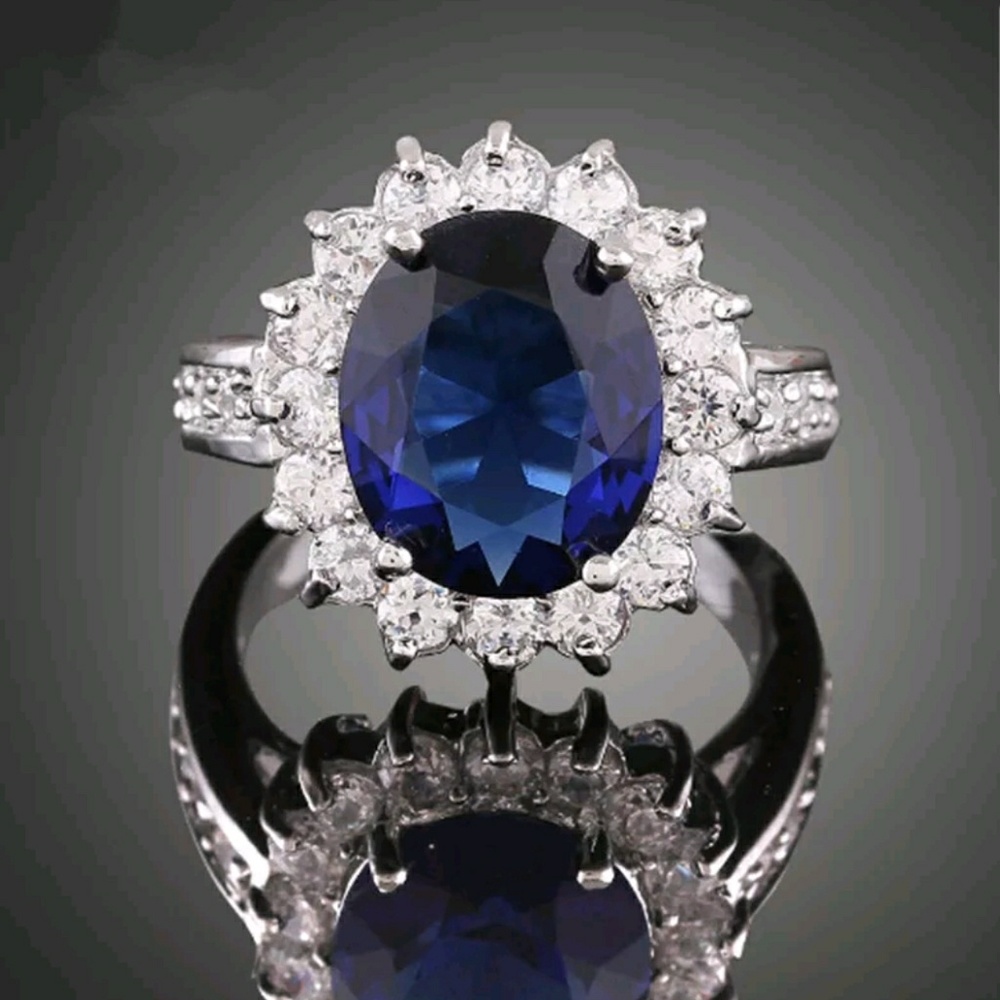 sterling  silver ring with simulate blue sapphire